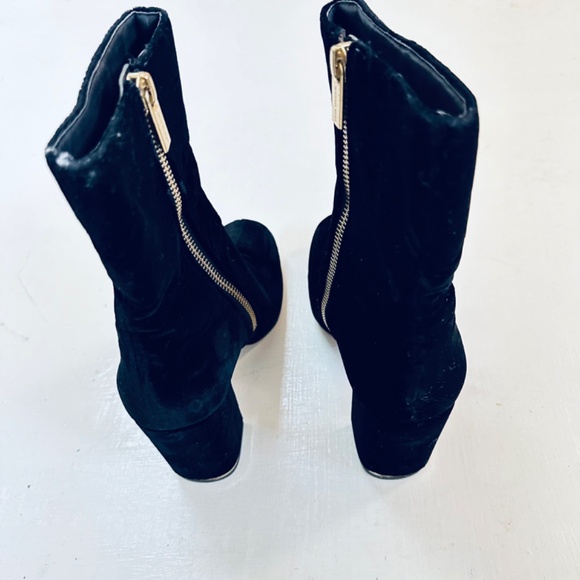 Michael Michael Kors black velvet ursula bootie block heel sz 5.5M - Picture 10 of 11